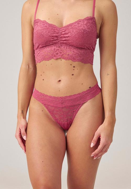 Produktbild Snocks Tangas aus Spitze (S, 3er Pack)