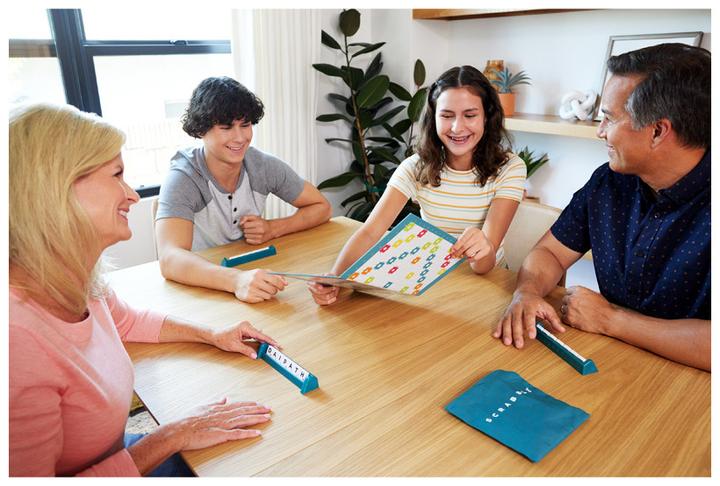 Produktbild Mattel Επιτραπέζιο Scrabble 2 σε 1 για 2-4 Παίκτες 8+ Ετών (Ελληνική Έκδοση) HXW06