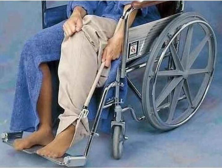 Actual product image Sundo Przyrząd do zakładania ubrań 69cm