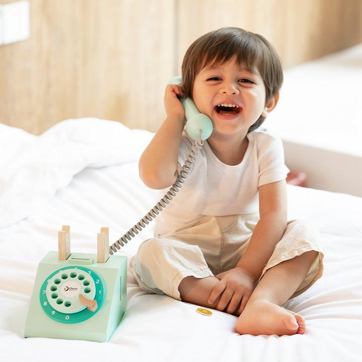 Produktbild Classic World Spieltelefon (Deutsch)