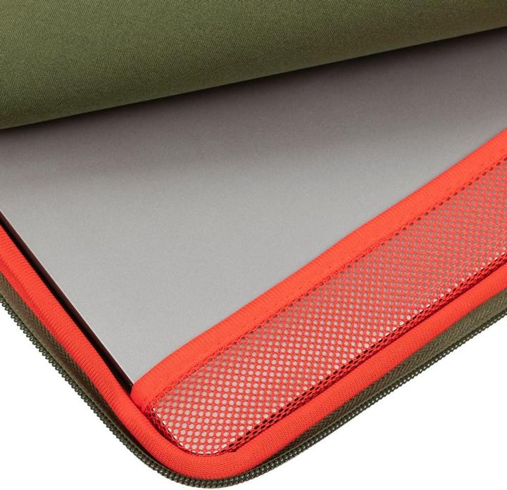 Produktbild Rivacase Anti-shock Case for MacBook 13" Vertical Zip Khaki - Green (15.60")