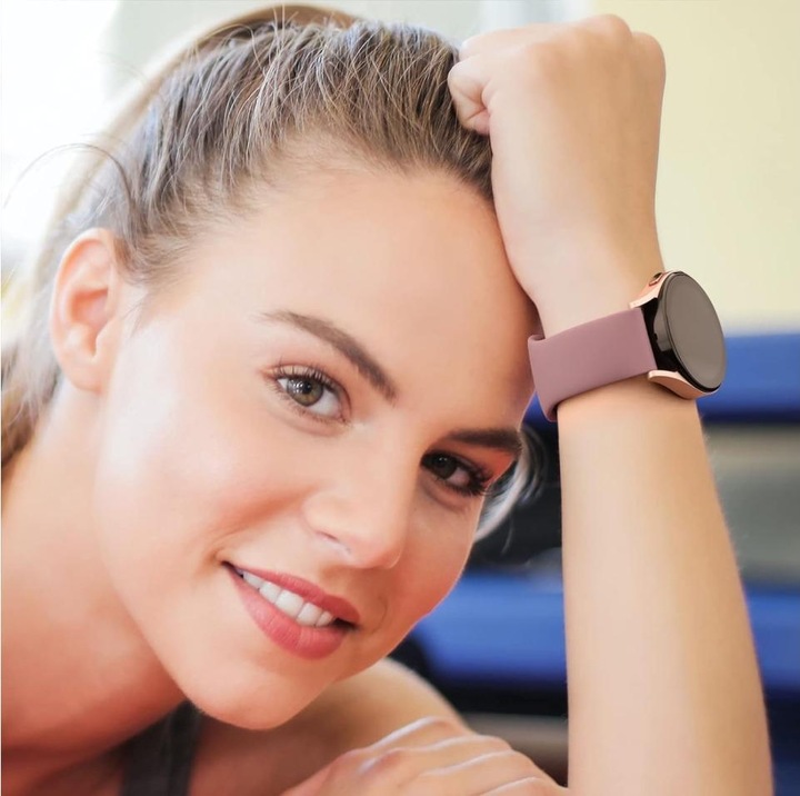 Produktbild Screenguard Silicone Strap Sportarmband (Silikon, Galaxy Watch4 40 mm)