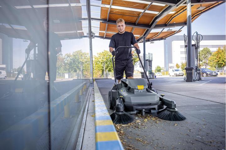 Actual product image Kärcher KM 70/25 C BP