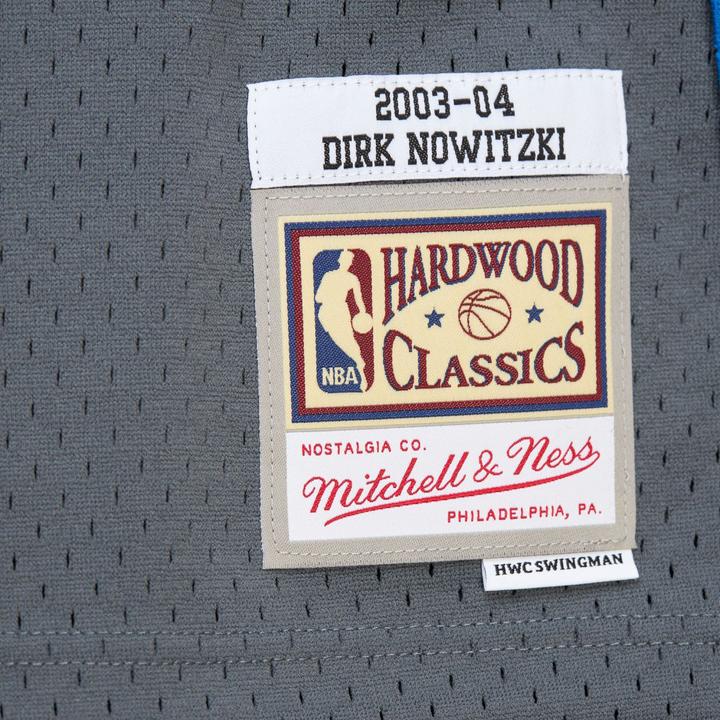 Actual product image Mitchell & Ness Swingman Mesh Jersey Dallas Mavericks 2003-04 Nowitzki - S (S)