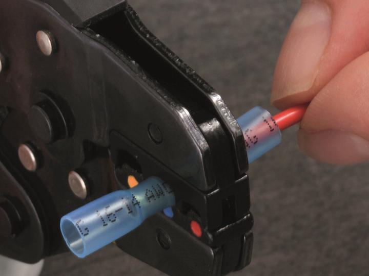 Actual product image Quadrios 22C467 Butt connector with heat shrink tubing 0.5 mm² 1.5 mm² Fully insulated Red 1 set