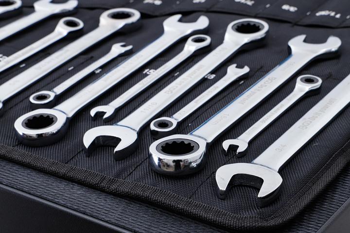 Actual product image BGS Ratchet Combination Wrench Set metric / Inch Sizes 22 pcs. (18 mm)