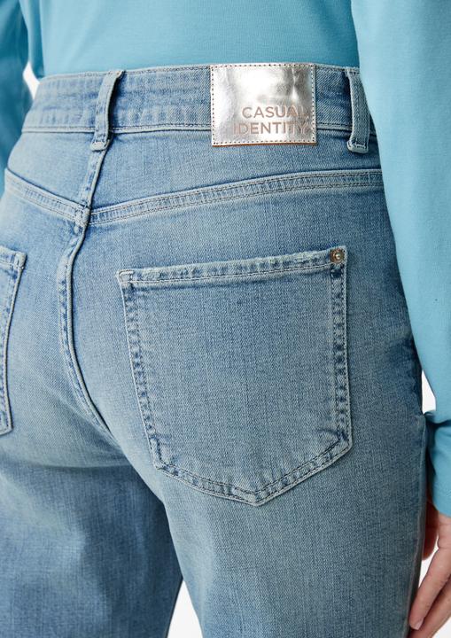 Immagine prodotto Comma Jeans-Hose Relaxed: Jeans mit Flared leg (34)