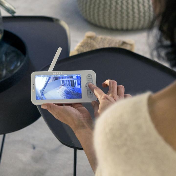 Actual product image Beaba BÃ © Aba Zen Night Light Babyfoon With Camera And App - Baby Monitor - Baby Camera With Night Light (Video & Audio, 300 m)