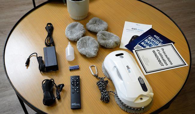 Actual product image Eziclean Windobot S3 Max