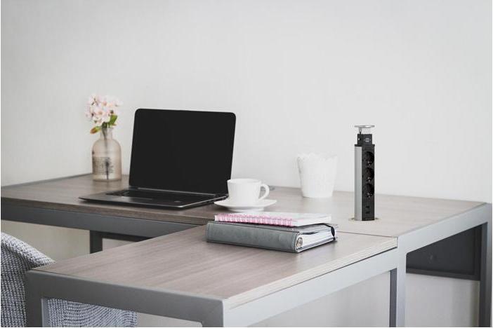 Actual product image Brennenstuhl tower power (5x, USB-A, 2 m)