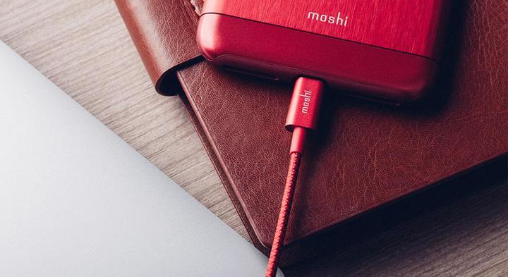 Image du produit Moshi Câble de charge/synchronisation tressé durable - Câble Integra Lightning vers USB-A - Rouge cramoisi (1.20 m)