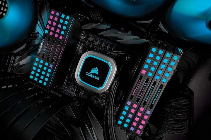 Produktbild Corsair Dominator Platinum RGB (2 x 8GB, 3200 MHz, DDR4-RAM, U-DIMM)