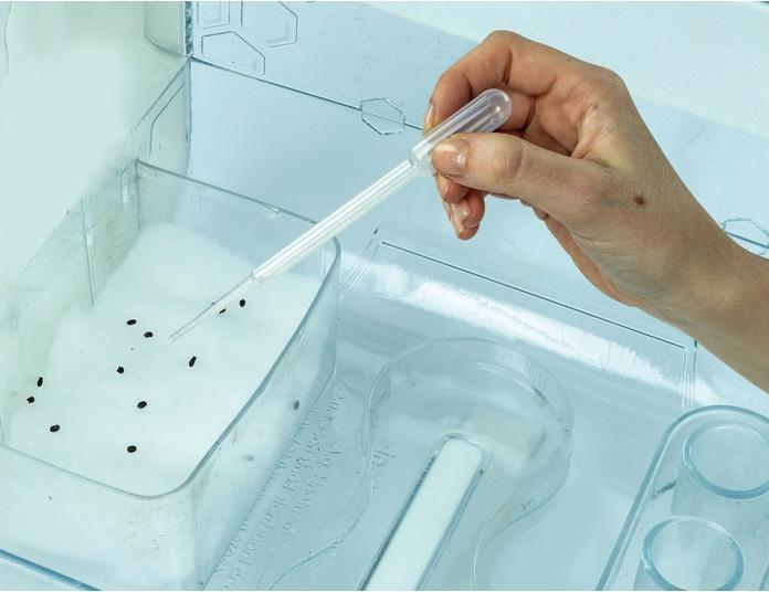 Actual product image Clementoni Technological Greenhouse