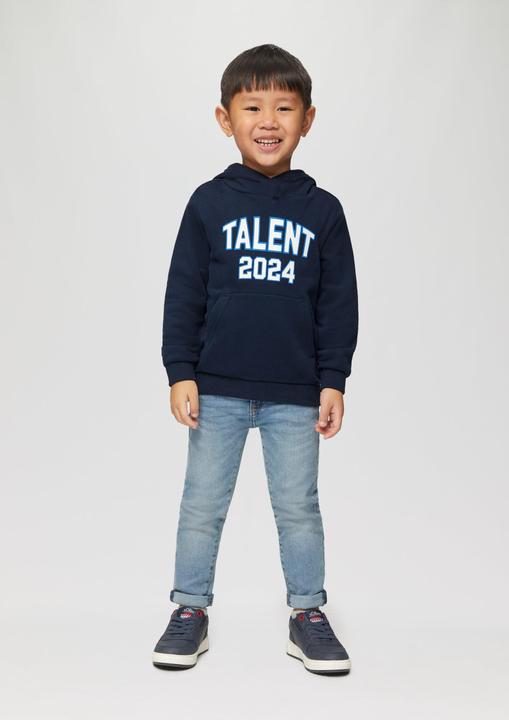 Immagine prodotto S.Oliver Sweatshirt Kapuzensweatshirt mit Garment Dye und Frontprint (116, 122)