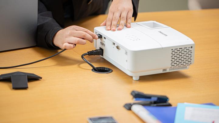 Productafbeelding Philips ProPix 850 videoprojector (Volledige HD, 4000 lm, 1.15 - 1.49:1)