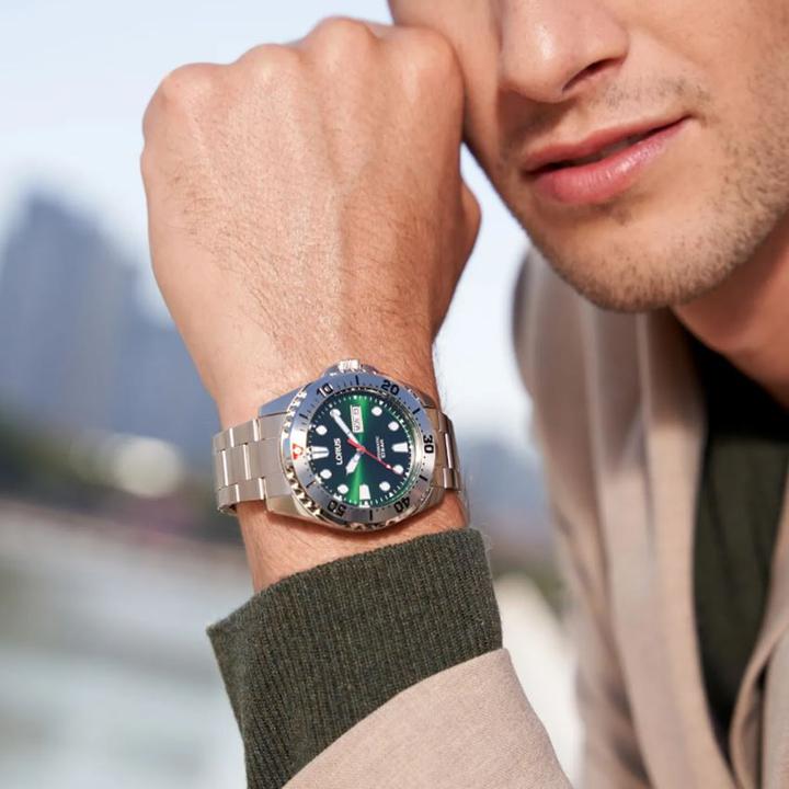 Produktbild Lorus RL475BX9 (Chronograph, 44 mm)