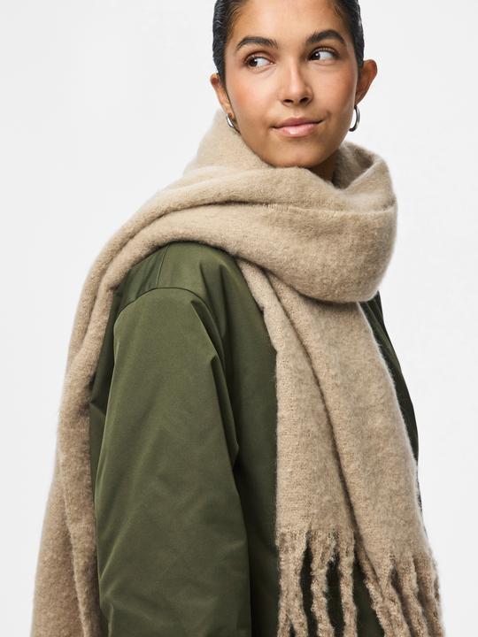 Actual product image Pieces Nikita