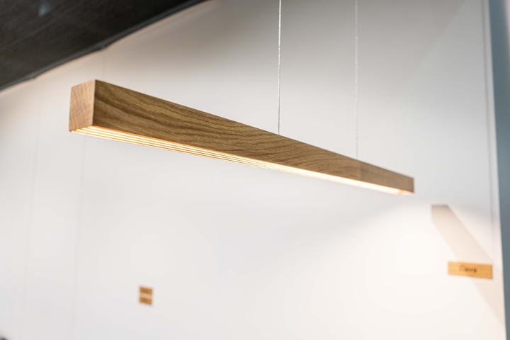 Produktbild kln.swiss Holz Pendelleuchte Cava - Eiche