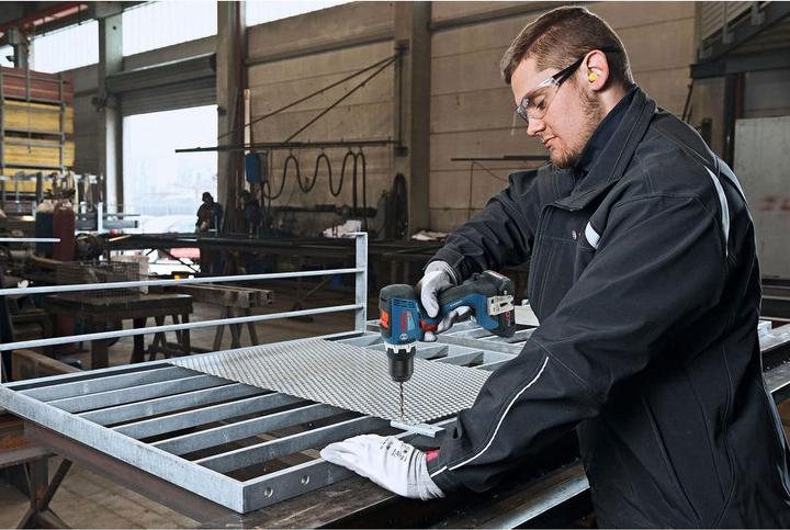 Produktbild Bosch Professional Bosch Bohrschrauber GSR 18V-65 2xPC4,0Ah, L-Boxx, 82tlg. ACC (Akkubetrieb)