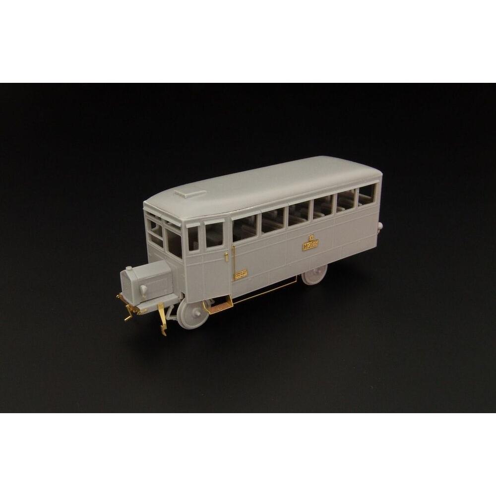 Hauler Praga M120 001 railway bus
