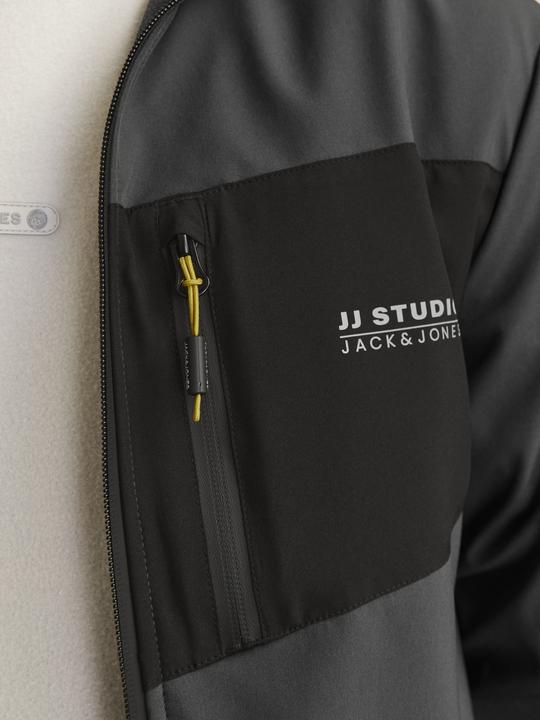 Actual product image Jack & Jones Softshell jacket Softshell jacket (M)