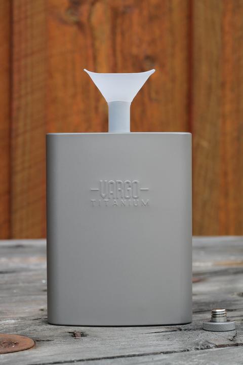 Actual product image Vargo Titanium hip flask 240ml (240 ml)