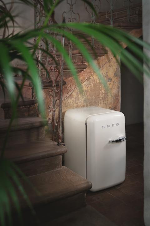 Actual product image Smeg FAB5RCR5 (34 l)