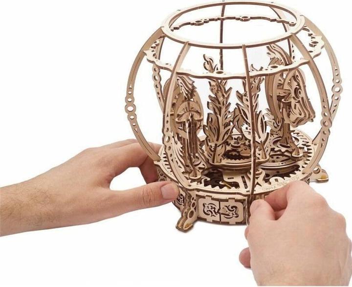 Produktbild Ugears 70155 - Aquarium Holz-Modellbausatz