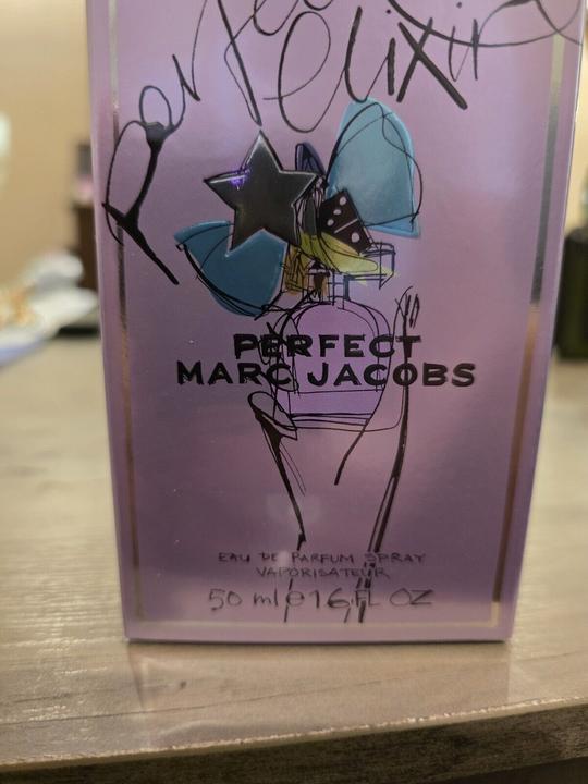 Actual product image Marc Jacobs Perfect Elixir (Eau de parfum, 50 ml)