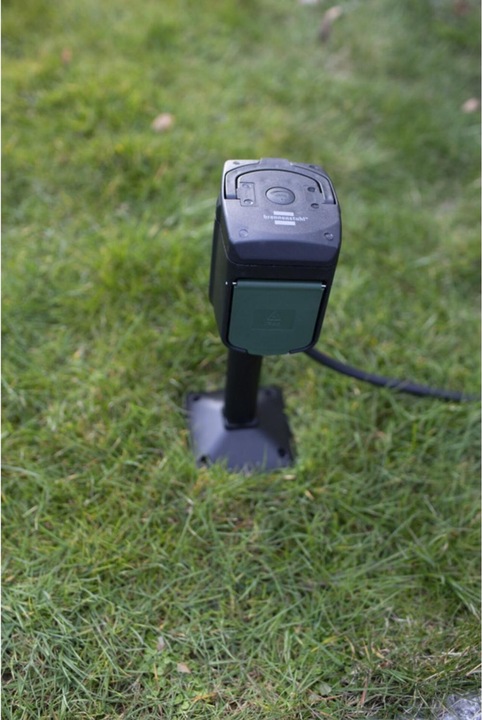 Productafbeelding Brennenstuhl Connect WIFI Tuincontactdoos met Grondspies en Montageplaat IP44 2-voudig 10m H07RN-F3G1,5 (2 x, CEE 7/3, 10 m)