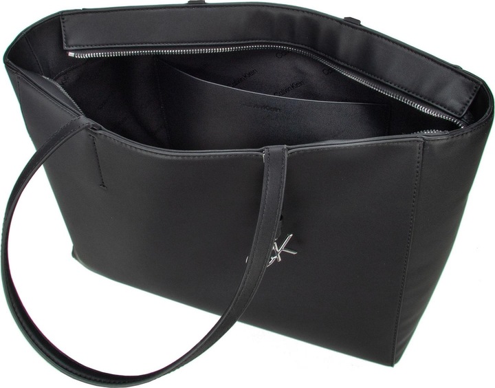 Produktbild Calvin Klein Must