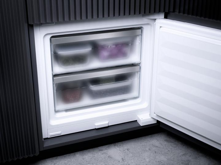 Produktbild Miele KF 7772 B (256 l)