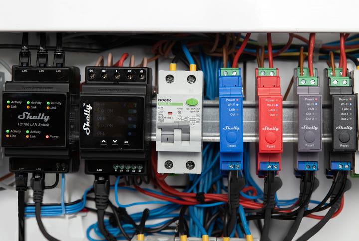 Actual product image Shelly LAN Switch (5 Ports)