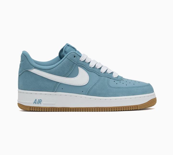 Produktbild Nike Air Force 1 '07 LV8 (39)