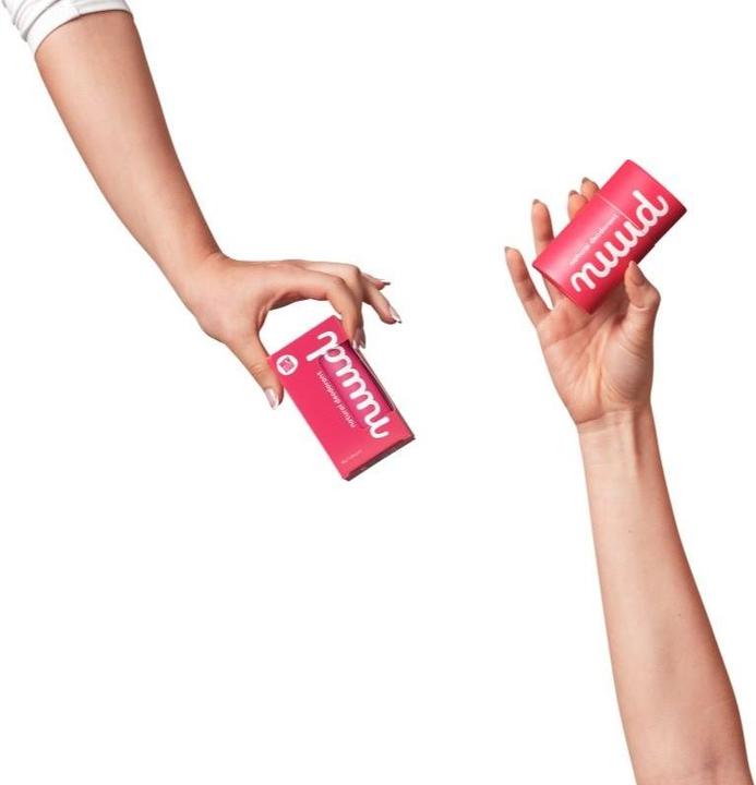 Actual product image Nuud The Stick (Crème)