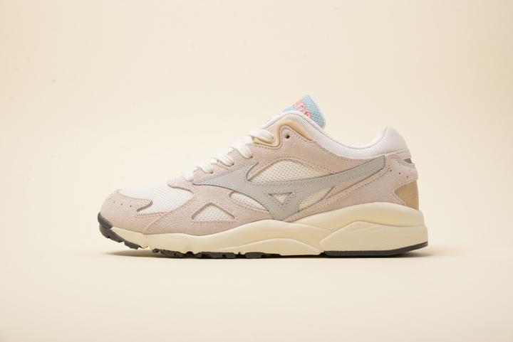Actual product image Mizuno Sky Medal (39)