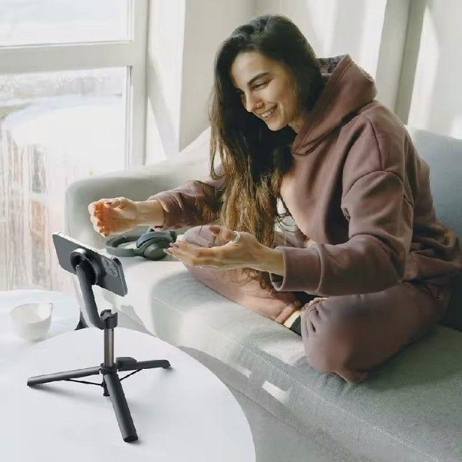 Produktbild MU Classic MagSafe Selfie Stick mit Bluetooth Kamera Fernauslöser & Tripod Stand Dreibeinstativ