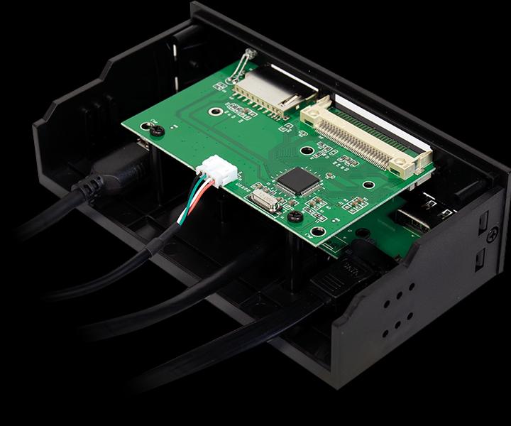 Produktbild LogiLink Multifunktions-Panel (SATA)