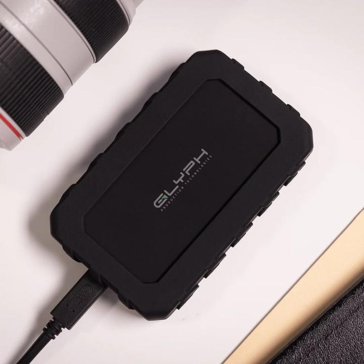 Actual product image Glyph Atom EX40 High-Intensity USB4 Type-C (40Gb) Bus-Powered NVMe SSD - 4 TB (4 TB)