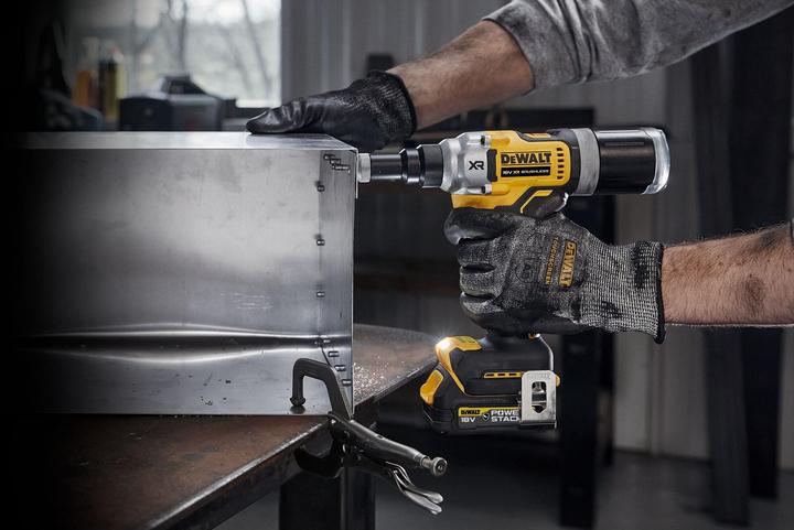Actual product image DeWalt Cordless rivet gun, 18 V, basic version, 4.8 - 6.4 mm