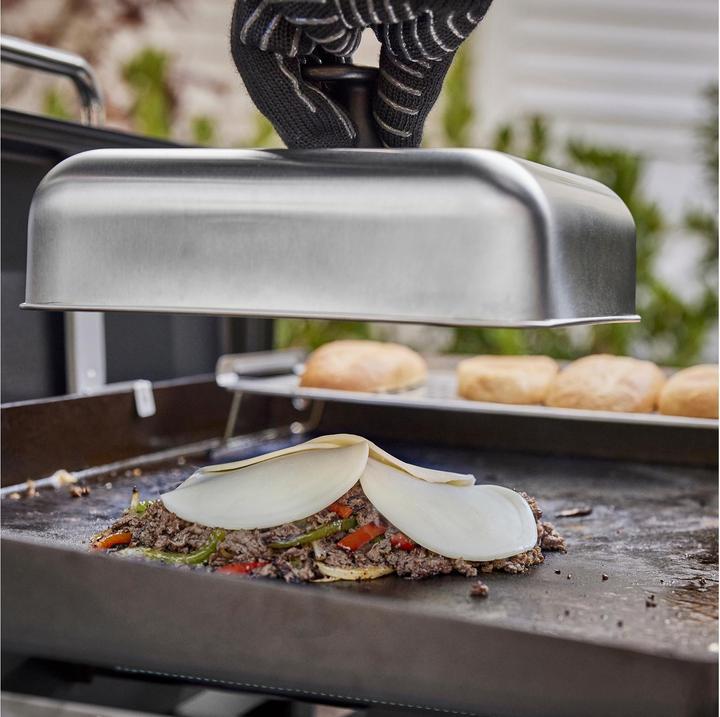 Actual product image Weber Bonnet for grill plates
