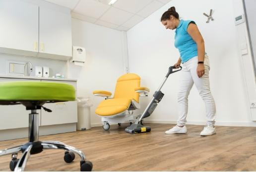 Productafbeelding Kärcher Professional BR 30/1 C Bp (Schrobzuigmachine)
