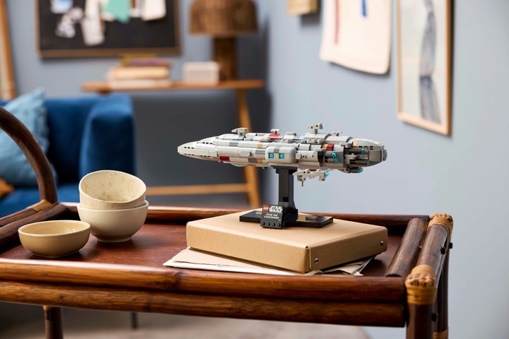 Actual product image LEGO Sternkreuzer Heimat Eins (75405, LEGO Star Wars)