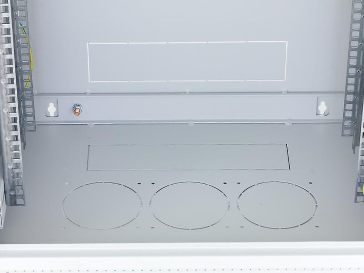 Actual product image Triton Delta U 4S housing (10.86 RU, 19 inch rack)