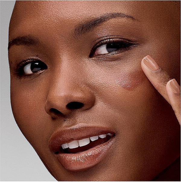 Image du produit Estée Lauder Futurist Blushmaker 06 Skinny Dip (06 Skinny Dip)