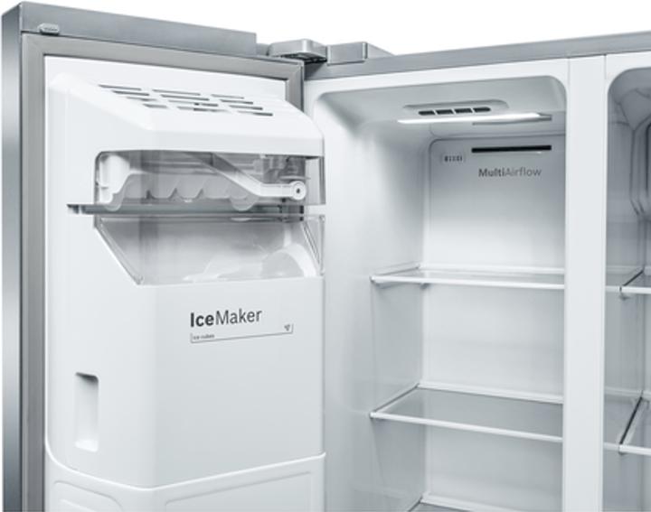 Actual product image Bosch Hausgeräte Series 6 Side by Side KAG93AIEP (560 l)