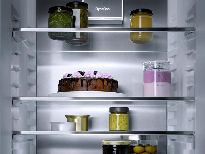 Actual product image Miele K 7777 C (296 l)