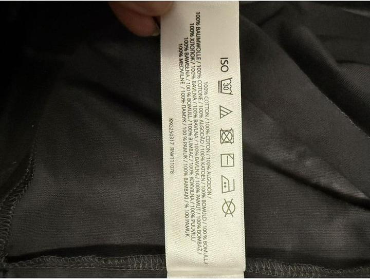 Produktbild Loungefly Jurassic World by Tee T-Shirt Unisex Dinos Grösse L (L)