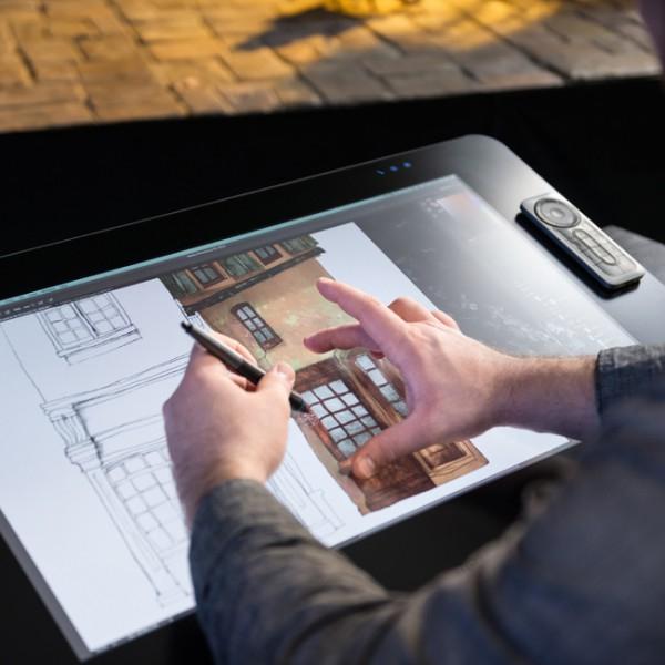 Actual product image Wacom Cintiq 27QHD (27")