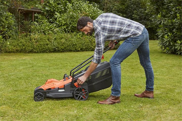 Actual product image Black & Decker BEMW471ESQS (Electrical connection)
